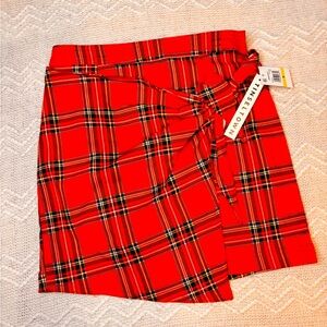 Tinseltown Christmas plaid faux wrap mini skirt, size Medium, NWT